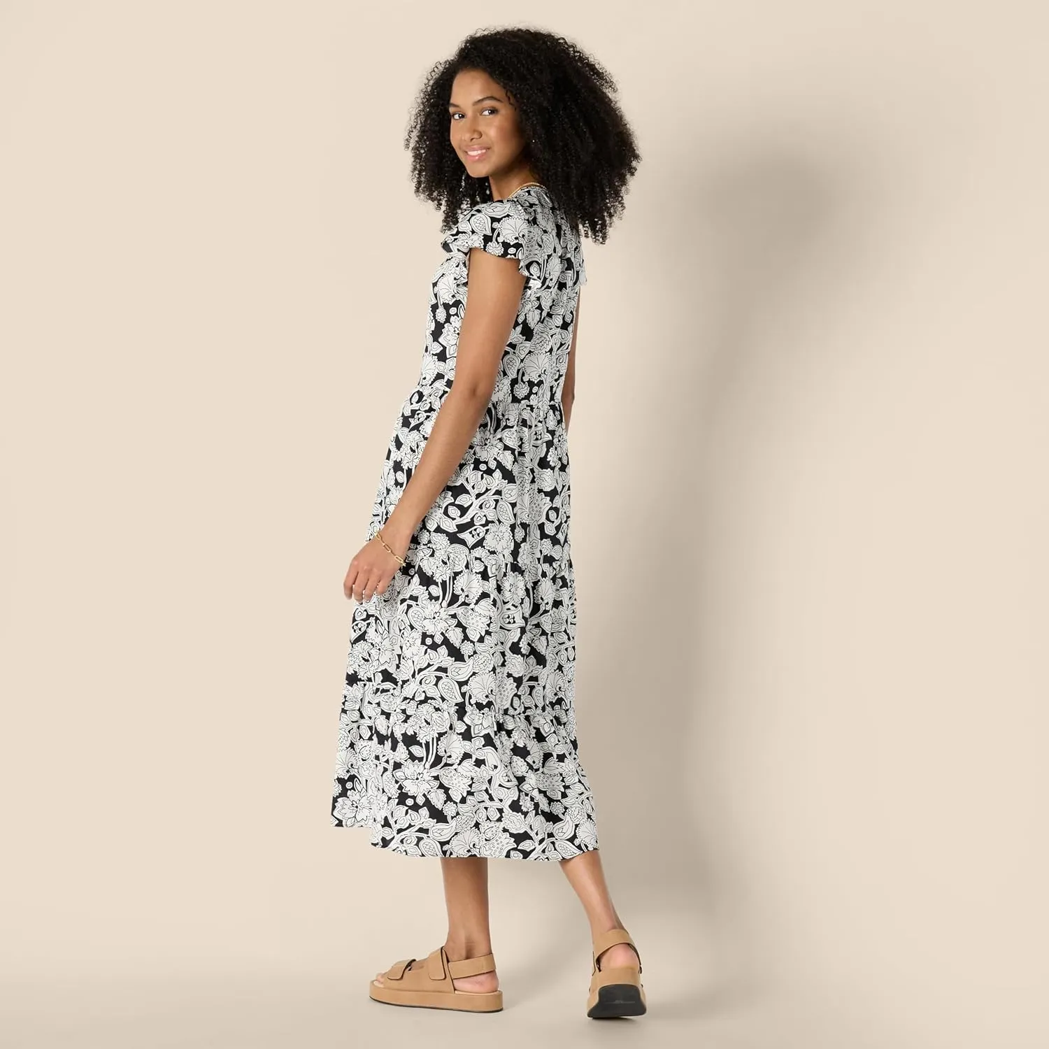 Amazon Essentials Women's Relaxed-Fit Cotton Sateen Crewneck Tiered Midi Dress