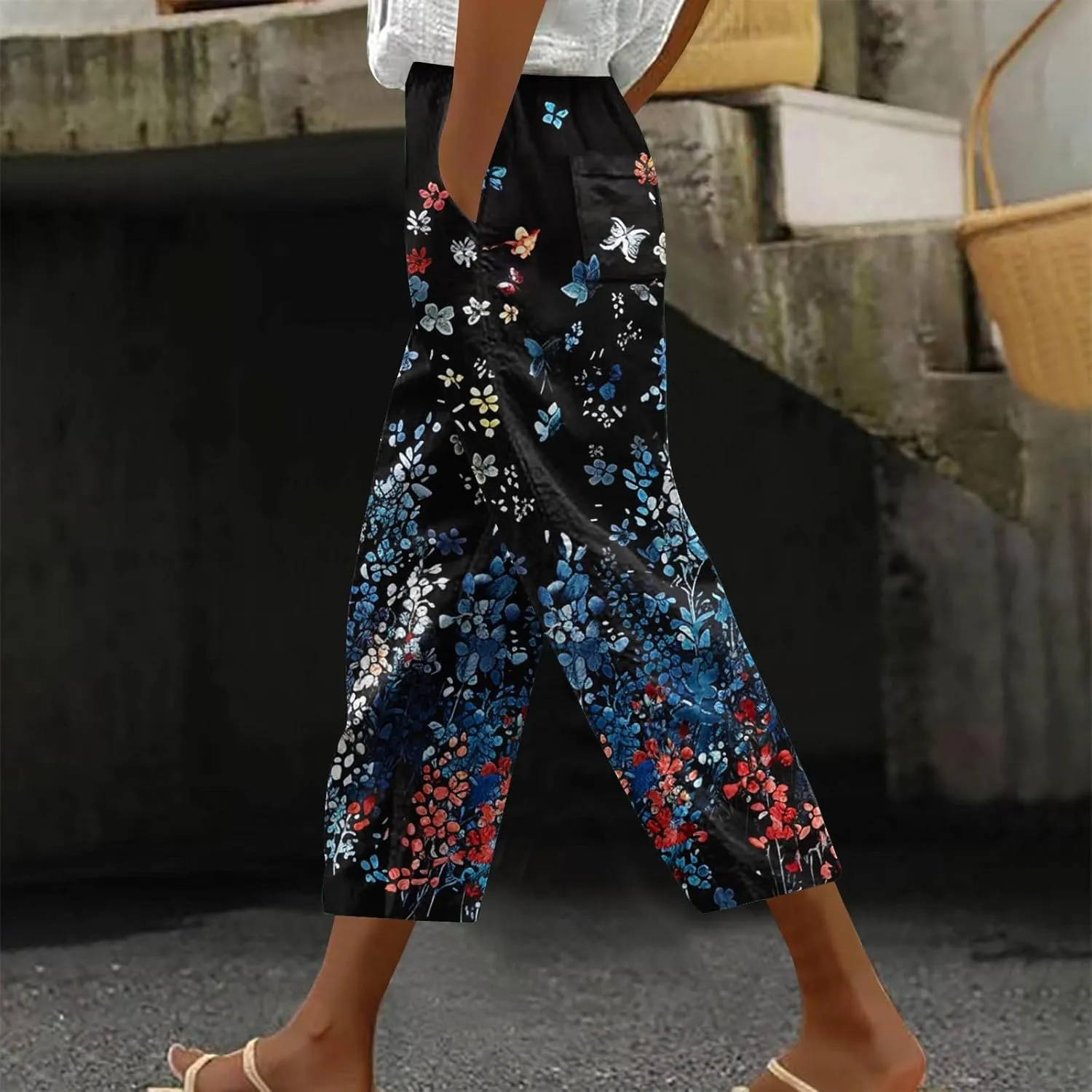 Hawaii Capri Pants for Women Casual Tropical Floral Print Pants Elastic High Waist Drawstring Summer Beach Trousers